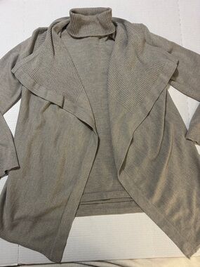 Doncaster Taupe Open-Front Turtleneck Cardigan Set 85% Wool 142